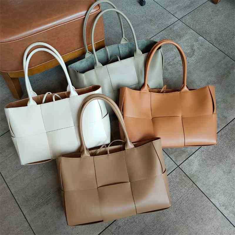Hanghhangbag Luxury Designer Fashion Hand Handbag Handbags Backpack Wallet Purse Shoulder Crossbody Tote Bags Mini Bag large woven leat
Hanghhangbag Luxury Designer Fashion Hand Handbag Handbags Backpack Wallet Purse Shoulder Crossbody Tote Bags Mini Bag large woven leat