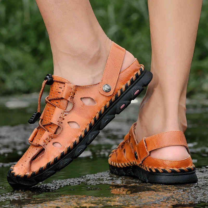 Slippers Summer Baotou men's leisure hollow out shoes driving soft soled comfortable beach outdoor sports sandals 0OB8, 1# shoe box
Slippers Summer Baotou men's leisure hollow out shoes driving soft soled comfortable beach outdoor sports sandals 0OB8, 1# shoe box