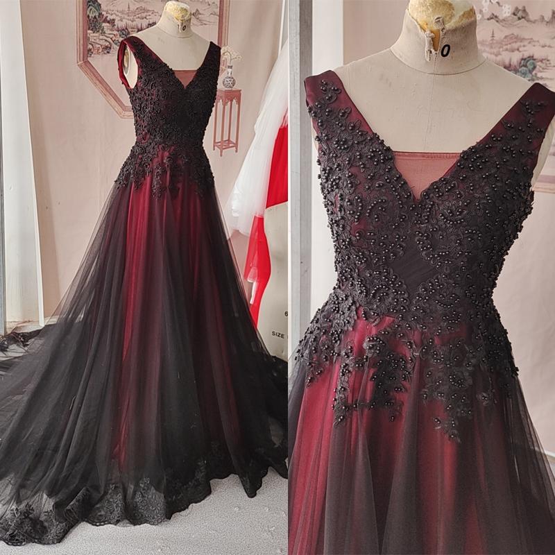 Gothic Wedding Dresses Gowns Black Red Tulle Beaded V Neck Lace Applique Sweep Train Sleeveless Custom Made Beach Robe De Mariee Plus Size Vestido Nov