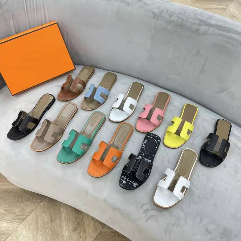 Famous brand leather Sandals Beach slippers Classic Flat heel Summer Designer Fashion flops leather lady Slides women shoes, Black
Famous brand leather Sandals Beach slippers Classic Flat heel Summer Designer Fashion flops leather lady Slides women shoes, Black