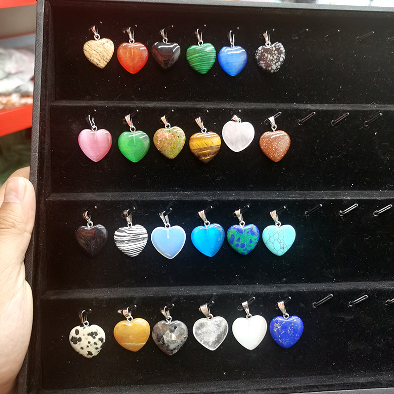 Handmade Leather Rope Chain Love Heart Natural Stone Pendant Chakra Necklace for Women Heart Shape Crystal Agate Jade Gemstone Necklaces Couple Nice G