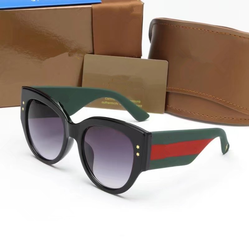 2021 New Fashion Sunglasses Retro Men Sunglasses Designers Frame Women and Men Top Quality Vintage Sunglasses Free Shipping, White;black
2021 New Fashion Sunglasses Retro Men Sunglasses Designers Frame Women and Men Top Quality Vintage Sunglasses Free Shipping, White;black