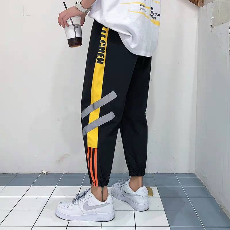 2021 New Reflexivo Homem Dos Harem Pants Hip Hop Dance Sweatpants Corredores Streetwear Harajuku Cala Casual High Street Calas Cargo Homens
2021 New Reflexivo Homem Dos Harem Pants Hip Hop Dance Sweatpants Corredores Streetwear Harajuku Cala Casual High Street Calas Cargo Homens