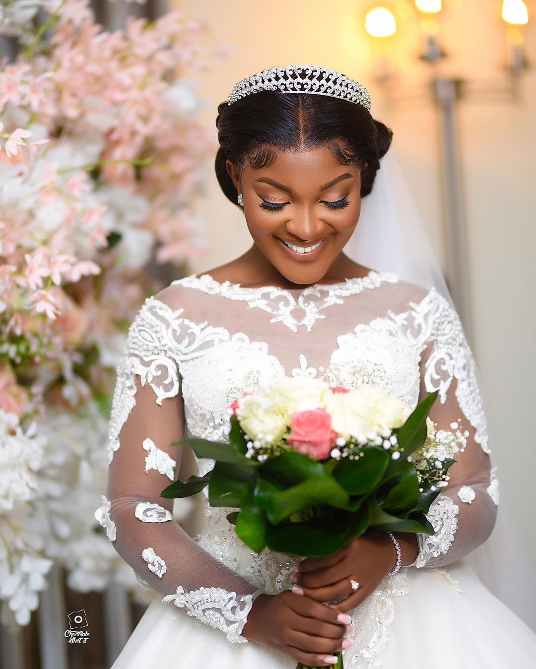 plus size arabic aso ebi sheer neck lace wedding dress beaded crystals long sleeves bridal gowns dresses zj257