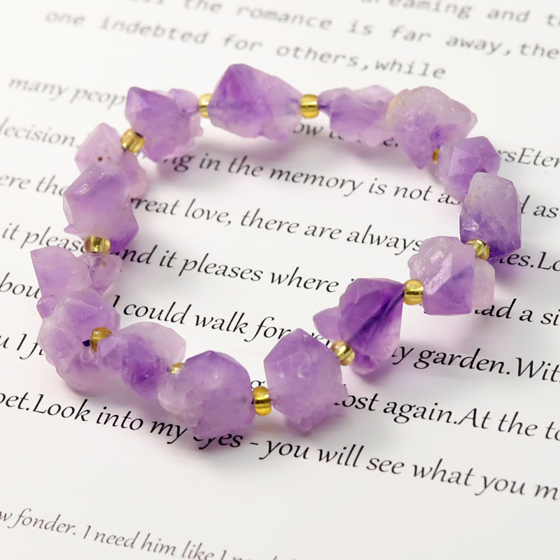 Irregular Crystal Bracelet 6mx Q2
Irregular Crystal Bracelet 6mx Q2