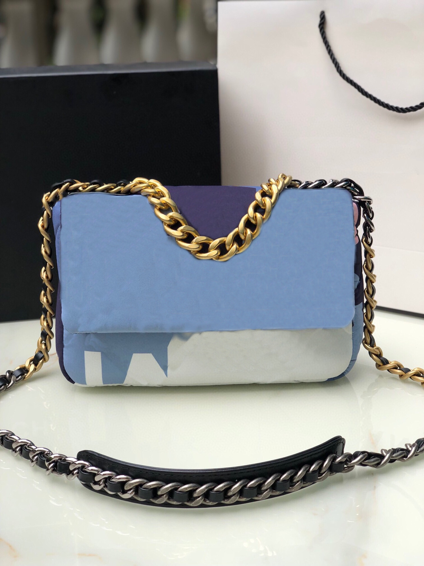 Leather bag women's original luggage high quality shoulder straddle messenger bag, Box
Leather bag women's original luggage high quality shoulder straddle messenger bag, Box