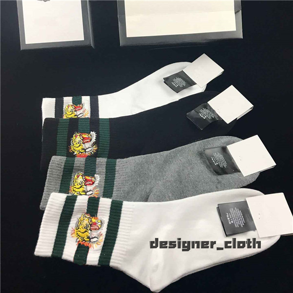 mens womens sock Designesr embroidery casual tiger autumn pure cotton sports knitted warm winter men letter fashion socks gift box set, Black
mens womens sock Designesr embroidery casual tiger autumn pure cotton sports knitted warm winter men letter fashion socks gift box set, Black