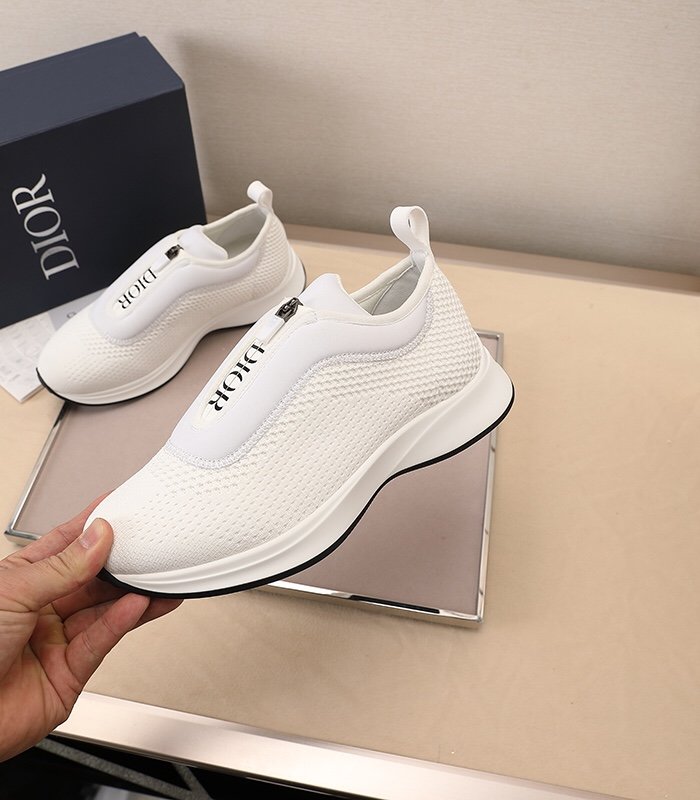 Fashion luxury men's and women's shoes designer comfortable pedal sneakers original shoe box free shipping size 35-44, As picture 1
Fashion luxury men's and women's shoes designer comfortable pedal sneakers original shoe box free shipping size 35-44, As picture 1