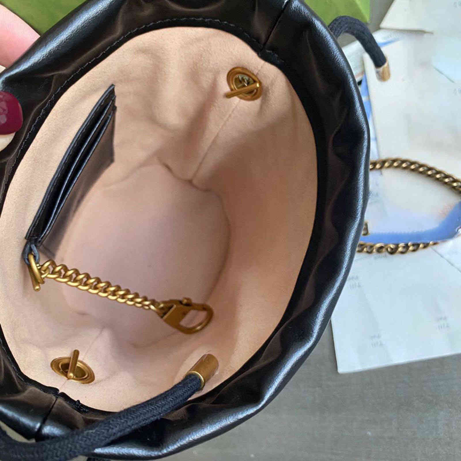 Spring Summer New Women's Bag Marmont Black Bucket Mini Detachable Key Chain Single Shoulder Messenger Bag
Spring Summer New Women's Bag Marmont Black Bucket Mini Detachable Key Chain Single Shoulder Messenger Bag