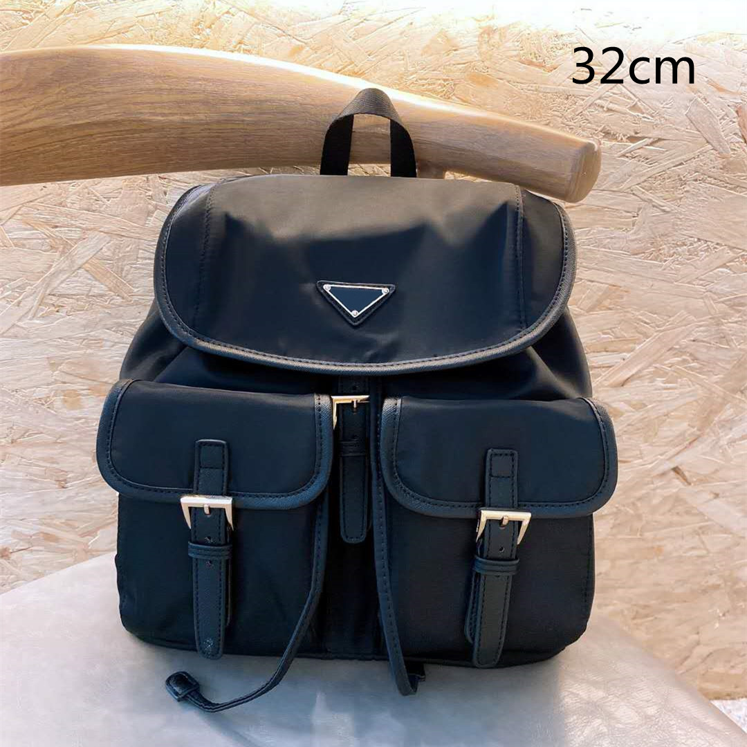 Mens Designer's Black Backpacks Fashion School Bags Medium Satchels Nylon Women Shoulder Bag Large Capacity Interior Pockets High Quality
Mens Designer's Black Backpacks Fashion School Bags Medium Satchels Nylon Women Shoulder Bag Large Capacity Interior Pockets High Quality