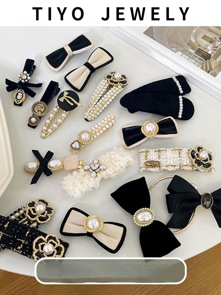 Hair Clips & Barrettes 2021 Fashion Women Hairpins Barrette Side Bangs Clip Geometric Bow Pearl Rectangle Hairpin For Girls Accessories, Golden;silver
Hair Clips & Barrettes 2021 Fashion Women Hairpins Barrette Side Bangs Clip Geometric Bow Pearl Rectangle Hairpin For Girls Accessories, Golden;silver
