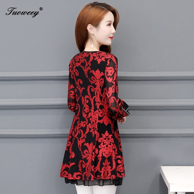 mujer de moda Ladies Large Size hollow out Lace V Neck see through shirt Long Sleeve blusa feminina elegant blouse 210225