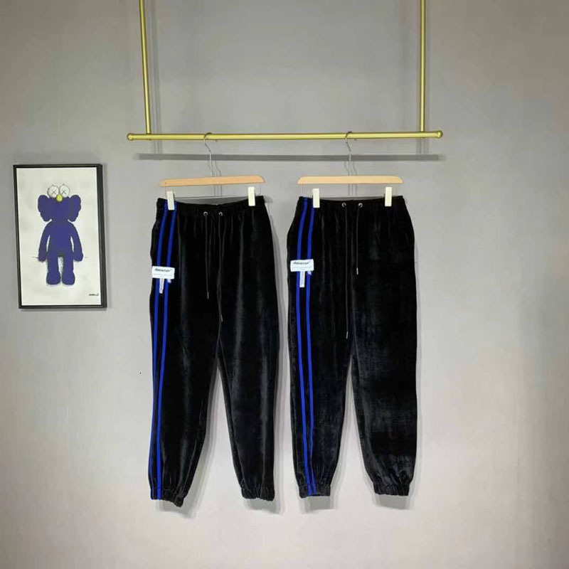 Men's Pants Preto Veludo Sweatpant Masculino Feminino Lado Azul Listra De Volta Sobreposio Bolsos Ader Erro Calas Remendo INR7, Black
Men's Pants Preto Veludo Sweatpant Masculino Feminino Lado Azul Listra De Volta Sobreposio Bolsos Ader Erro Calas Remendo INR7, Black