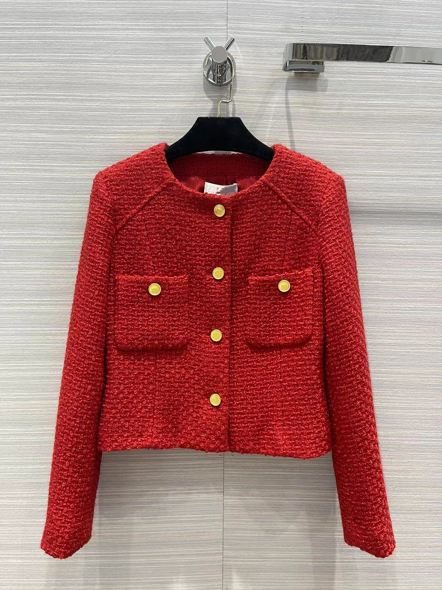 Milan Runway Jackets 2021 Autumn Winter O Neck Long Sleeve Women' Designer Coats Brand Same Style Outerwear 1027-12, Red
Milan Runway Jackets 2021 Autumn Winter O Neck Long Sleeve Women' Designer Coats Brand Same Style Outerwear 1027-12, Red