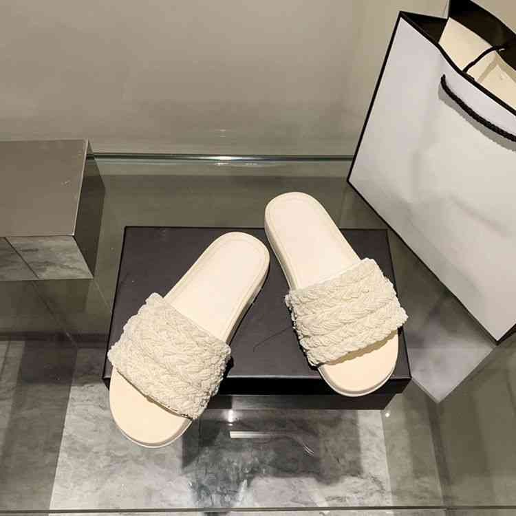 Female Slippers Summer Brand Luxury Flat Sandal Sladies Designer for Woman Channel Slides Shoes, Black
Female Slippers Summer Brand Luxury Flat Sandal Sladies Designer for Woman Channel Slides Shoes, Black