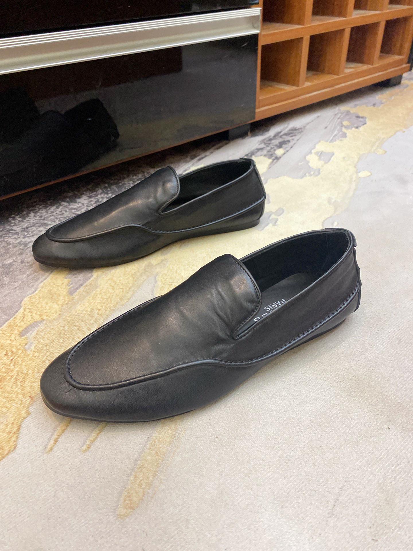 Man Casual Shoes Fashion Luxury Men Shoes Leather Mens designer Loafers Moccasins Slip On High Quality Men's Flats Male Driving Shoe, Black
Man Casual Shoes Fashion Luxury Men Shoes Leather Mens designer Loafers Moccasins Slip On High Quality Men's Flats Male Driving Shoe, Black