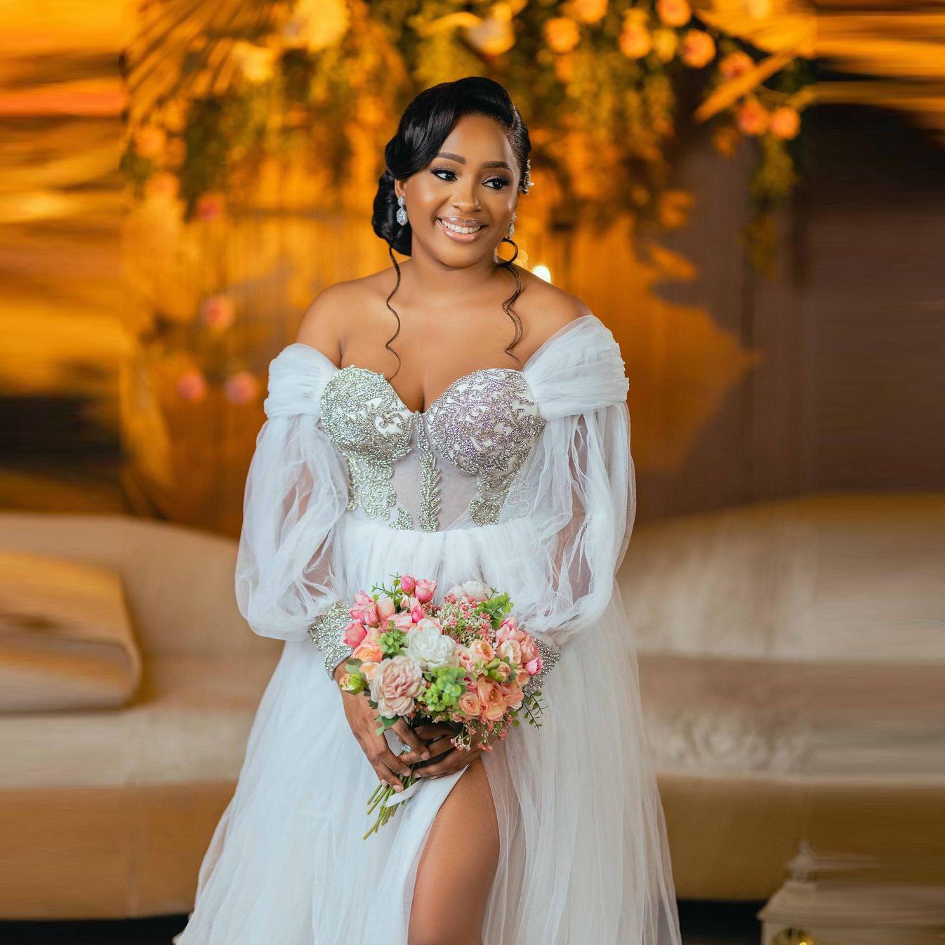 Puffy Long Sleeve Wedding Dresses african Beads Lace Applique Bridal Gowns Off the Shoulder Robe Side Split See Through Photoshoot Robes