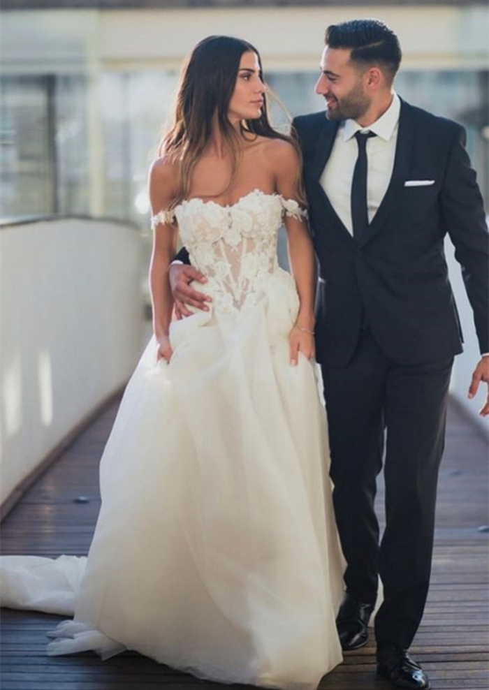 Bohemian Off Shoulder Corset A Line Wedding Dress For Bride Sweetheart Floral Lace Appliques Stylish Long Bridal Dresses Straps Beach Tulle Wedding Go
