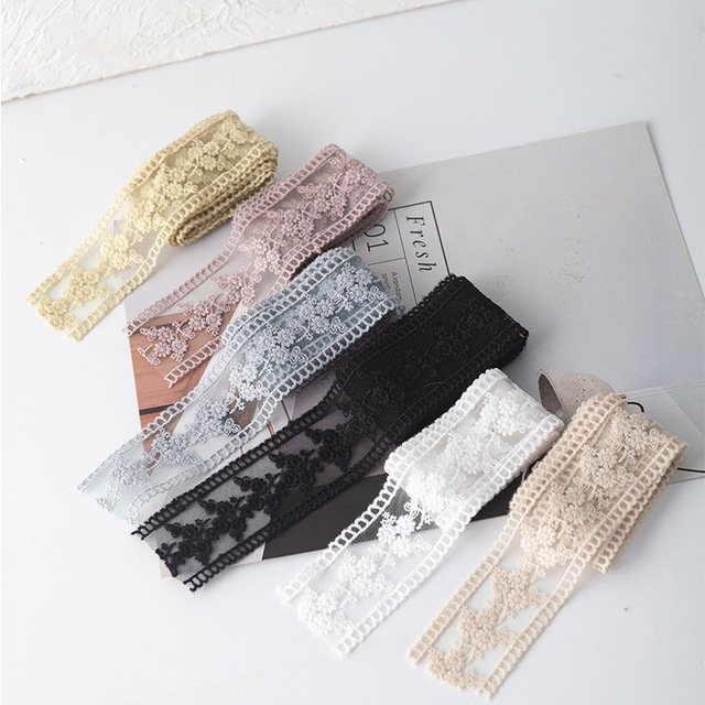 15 Yard Embroidered Flower Sewing Lace Edge Trim Ribbon DIY Vintage Trimmings Edging Fabric Applique Craft Party Clothes Sewing Supply Bowknot Decoration
15 Yard Embroidered Flower Sewing Lace Edge Trim Ribbon DIY Vintage Trimmings Edging Fabric Applique Craft Party Clothes Sewing Supply Bowknot Decoration