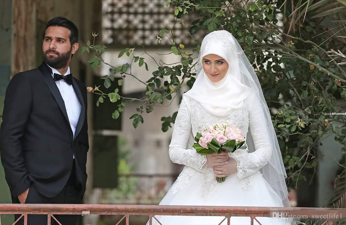2021 Modest Arab Islamic Muslim Wedding Dresses Long Sleeves Bridal Gowns High Collar Sweep Train Dubai Gown Dress