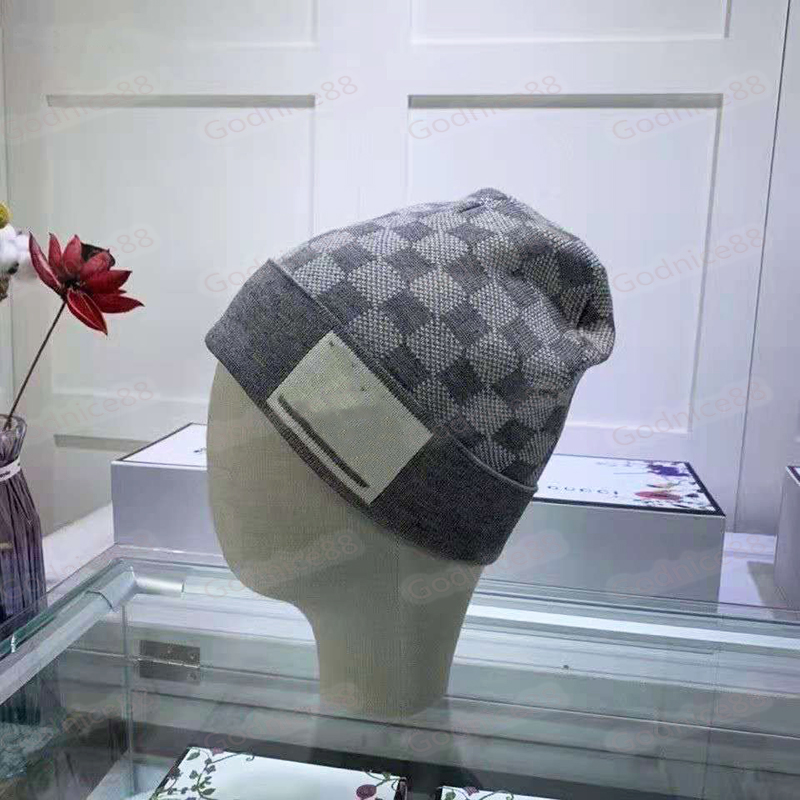 Designer Knitted Hat for Men women Fashion plus velvet Hats Bonnet Winter Beanie Wool Cap Unisex Cashmere Plaid Letters skullies Thicker mas, Blue;gray
Designer Knitted Hat for Men women Fashion plus velvet Hats Bonnet Winter Beanie Wool Cap Unisex Cashmere Plaid Letters skullies Thicker mas, Blue;gray