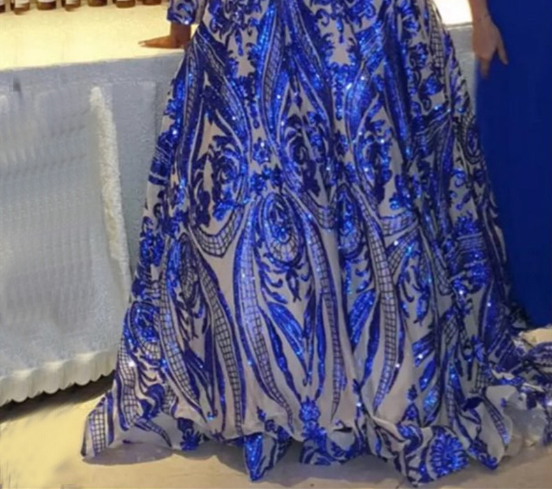 2022 Dubai Long Sleeves Evening Dresses Burgundy High Collar Muslim Women Formal Gowns Party Wear Royal Blue Sequins Glitter Prom Dress Islamic Caftan
