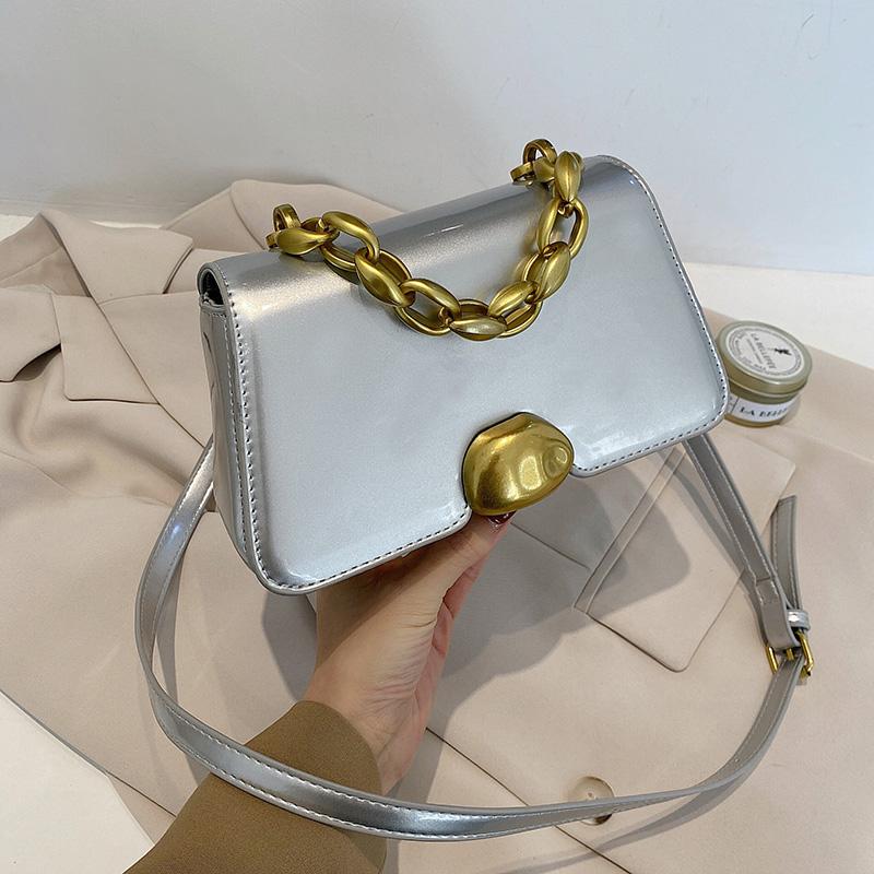 2021 women hot Women small flap bag Lady brand new Shoulder Crossbody Bags Leather Messenger Handbags
2021 women hot Women small flap bag Lady brand new Shoulder Crossbody Bags Leather Messenger Handbags