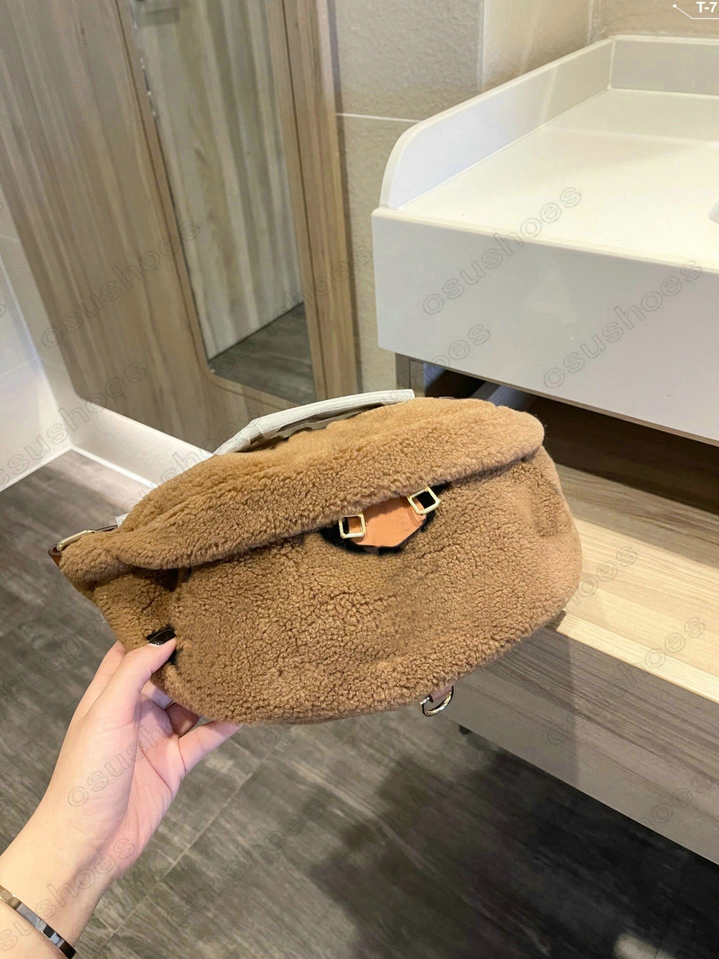 Teddy Chest Package Fur Shoulder Bag Handle Bag Small Handbag Tote Hobos Canvas Italy Brand Womens Mens Designer CrossBody, No bag
Teddy Chest Package Fur Shoulder Bag Handle Bag Small Handbag Tote Hobos Canvas Italy Brand Womens Mens Designer CrossBody, No bag