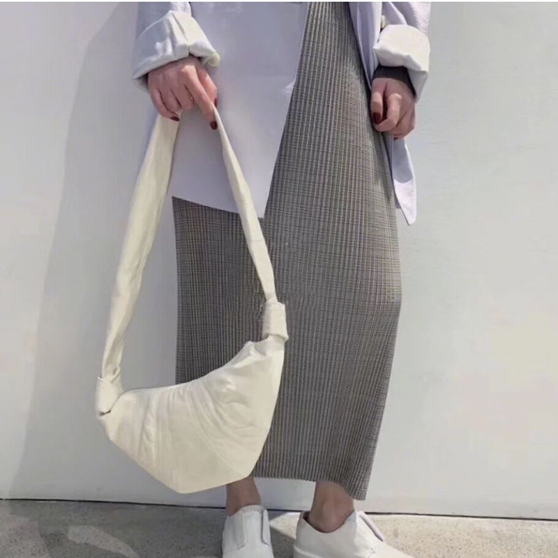 lemaire Women Sheepskin Chest Bag Simple Fashion Waist pack Crossbody Bag Leisure Couple Schoolbag Sport Shoulder Bag, White
lemaire Women Sheepskin Chest Bag Simple Fashion Waist pack Crossbody Bag Leisure Couple Schoolbag Sport Shoulder Bag, White