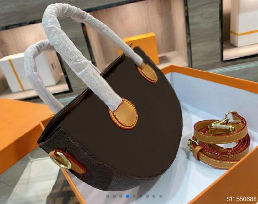 Women designer shoulder bag for women's Chest pack lady Tote handbags presbyopic purse messenger bags Handbags 8019#, Brown
Women designer shoulder bag for women's Chest pack lady Tote handbags presbyopic purse messenger bags Handbags 8019#, Brown