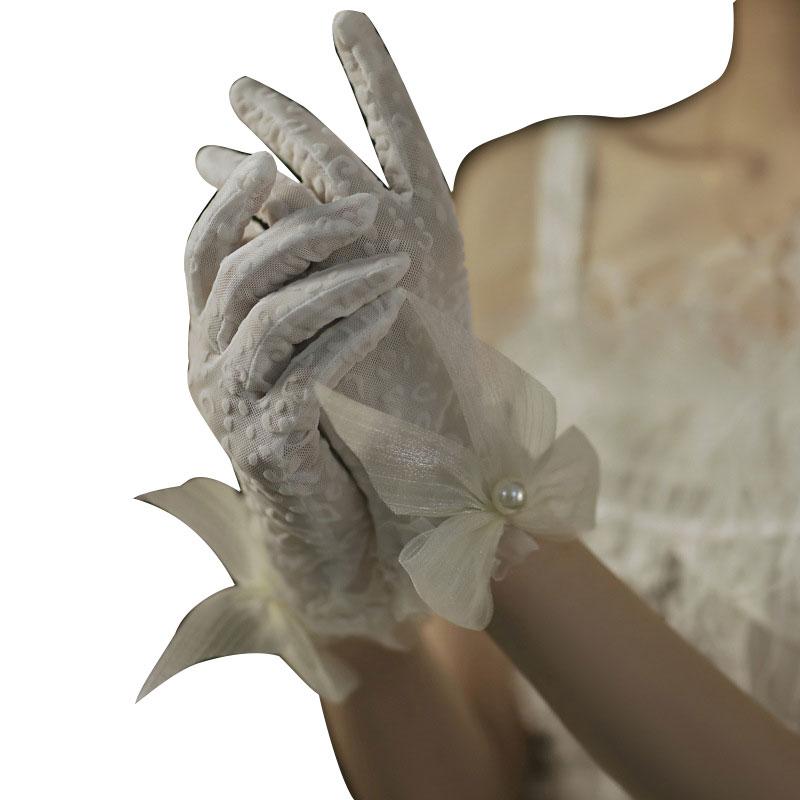 Five Fingers Gloves Bridal Lace Wedding Transparent Bow Net Yarn Pearl Dress Mittens Sexy Rhinestones UV Sun Driving, Blue;gray
Five Fingers Gloves Bridal Lace Wedding Transparent Bow Net Yarn Pearl Dress Mittens Sexy Rhinestones UV Sun Driving, Blue;gray