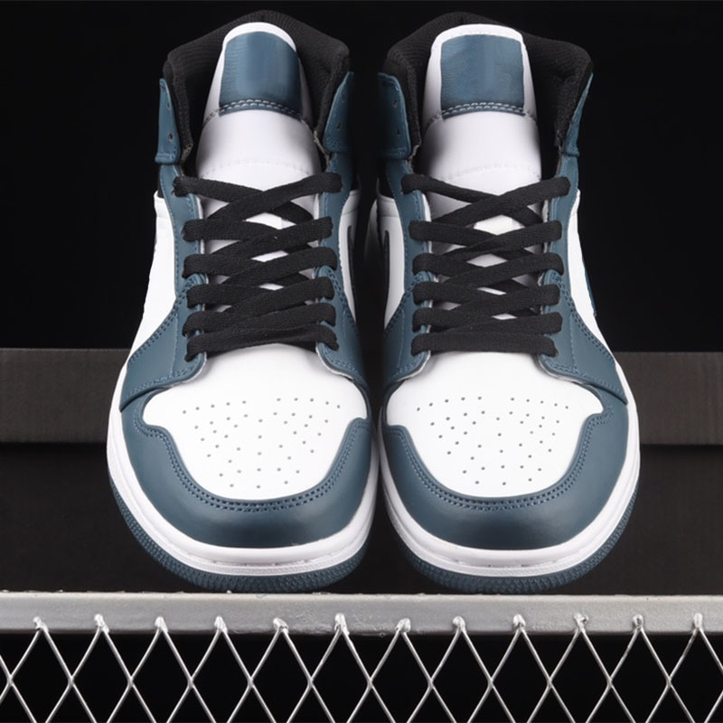 1s 1 Jumpman Mid Man Woman Basketball Shoes Top Quality OG Dark Teal Calfskin material Luxury designer Trainers Sneakers With Original box, #1
1s 1 Jumpman Mid Man Woman Basketball Shoes Top Quality OG Dark Teal Calfskin material Luxury designer Trainers Sneakers With Original box, #1