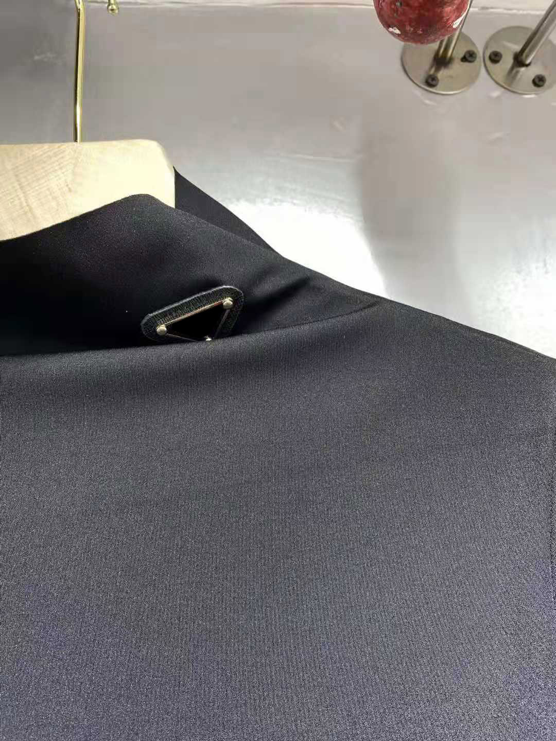 Women Blouses Shirts High Necks Long Sleeves Sweatshirt For Lady Slim Style With Budge Neck Yoga Shirt Thin Material Tees Tops