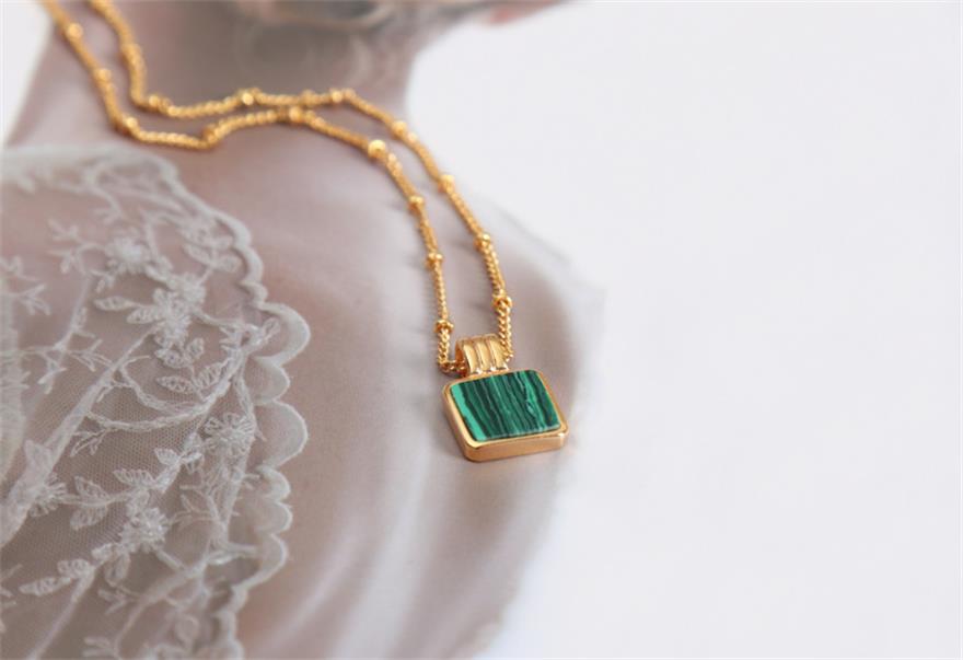 European and American popular light luxury plated 18K Gold natural Malachite mother shell Square jewelry wedding party Pendant Necklace