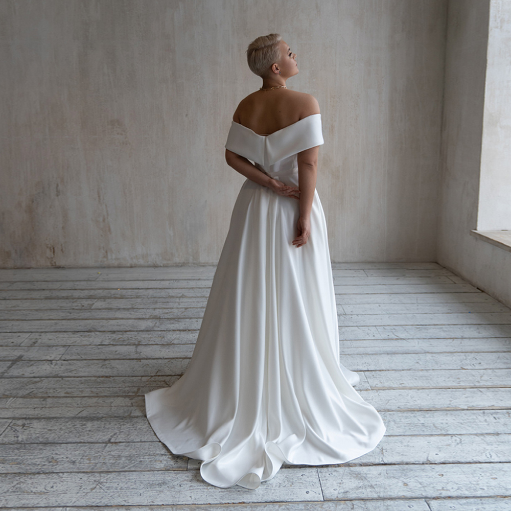 New Wedding Dress Plus Size 2021 Off The Shoulder Simple A Line Soft Satin Bridal Gown Sweep Train for Big Bride