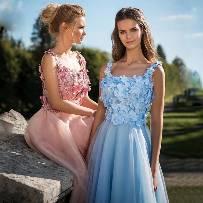 Vintage A-Line Tea-Length Evening Dress Square Neckline Sleeveless Hand-Made Flowers Prom Formal Gown Saudi Arabia Customized Robe De Soiree, Red
Vintage A-Line Tea-Length Evening Dress Square Neckline Sleeveless Hand-Made Flowers Prom Formal Gown Saudi Arabia Customized Robe De Soiree, Red