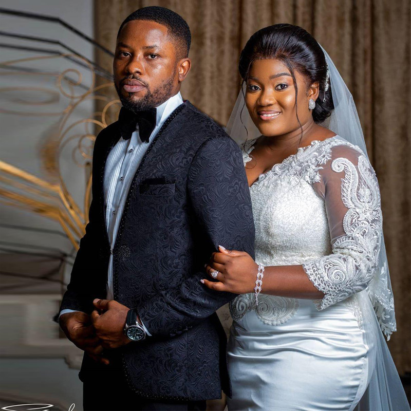 Vintage African White Mermaid Dresses V-Neck Plus Size Bridal Gowns Appliques Lace Beads Long Wedding Dress Vestidos de nvia