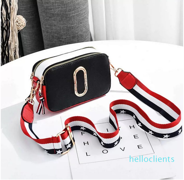 Popular Small Bag in Summer of 2021 Fashion Women's Foreign Air Camera and Korean One Shoulder Msenger Bag, Red
Popular Small Bag in Summer of 2021 Fashion Women's Foreign Air Camera and Korean One Shoulder Msenger Bag, Red