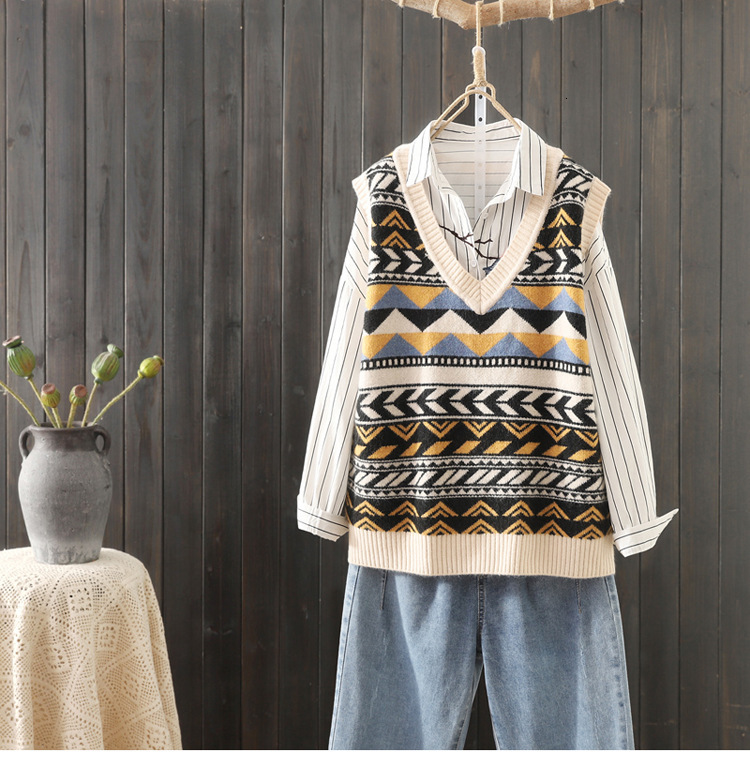 2021 Pullovers Shirt with V-cleavage Sleeveless Japanese Couples Striped Mesh-knit Female Hip Hop Sweater New Fashion Retro Frh7, Beige
2021 Pullovers Shirt with V-cleavage Sleeveless Japanese Couples Striped Mesh-knit Female Hip Hop Sweater New Fashion Retro Frh7, Beige