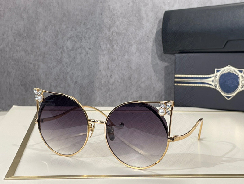 Summer Sunglasses For Women M-NINE Cat eye style Anti-Ultraviolet Retro Plate Round Full Frame fashion Eyeglasses Random Box
Summer Sunglasses For Women M-NINE Cat eye style Anti-Ultraviolet Retro Plate Round Full Frame fashion Eyeglasses Random Box
