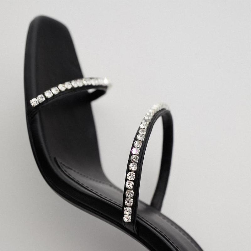 Dress Shoes Fine Heel For Women Pumps 2021 Sexy Black Square Head Rhinestone Accessories High-heeled Sandals String Bead Slip-on
Dress Shoes Fine Heel For Women Pumps 2021 Sexy Black Square Head Rhinestone Accessories High-heeled Sandals String Bead Slip-on