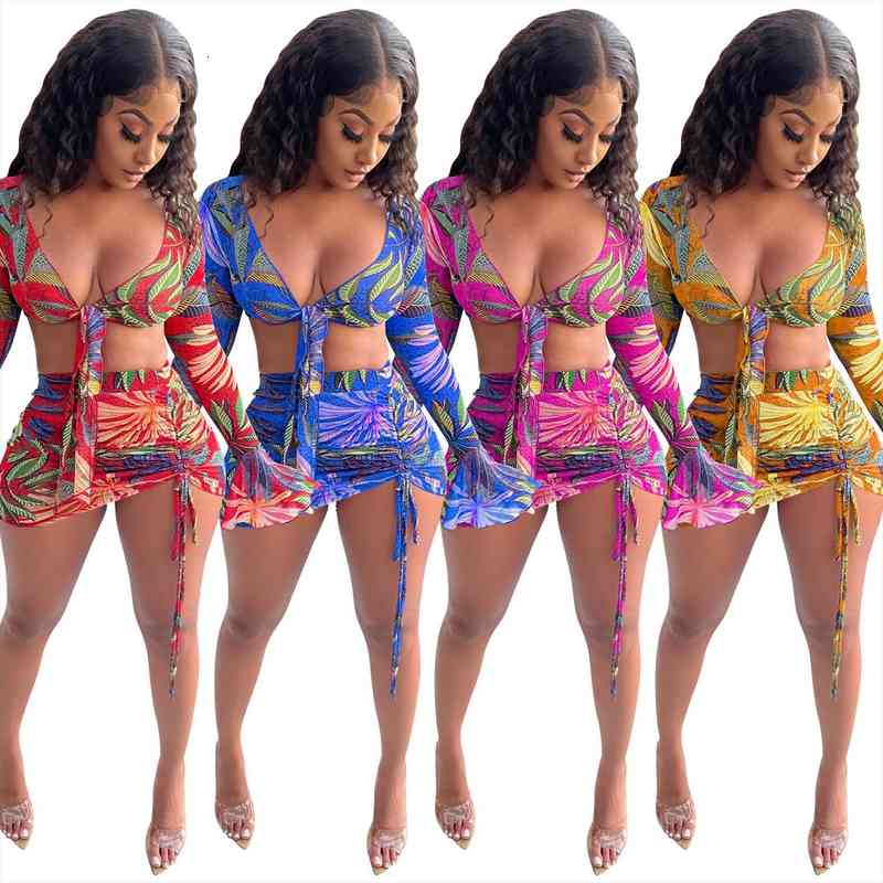 crop two piece set leaf digital print mini skirt set women long sleeve lace deep v neck pleated, Gray
crop two piece set leaf digital print mini skirt set women long sleeve lace deep v neck pleated, Gray