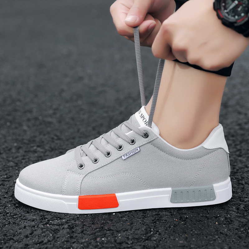 Men Canvas Sneakers Lovers Comfortable Shoes Vulcanize Flats Casual Man Chaussure Lace-up Male Walking Footwear Plus Size Y0907
