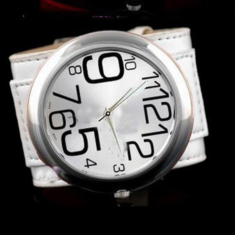 Wristwatches 2021 Ladies Watches Womage Fashion Big Dial Digital Leather Belt Quartz Casual Women's, White
Wristwatches 2021 Ladies Watches Womage Fashion Big Dial Digital Leather Belt Quartz Casual Women's, White