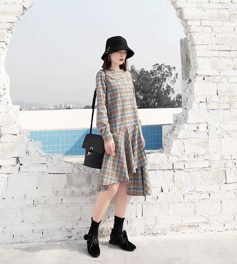 Korea Style Fashion Plaid Dress Spring Autumn Arrival O Neck Long Sleeve Casual Asymmetrical for Women 210615Z