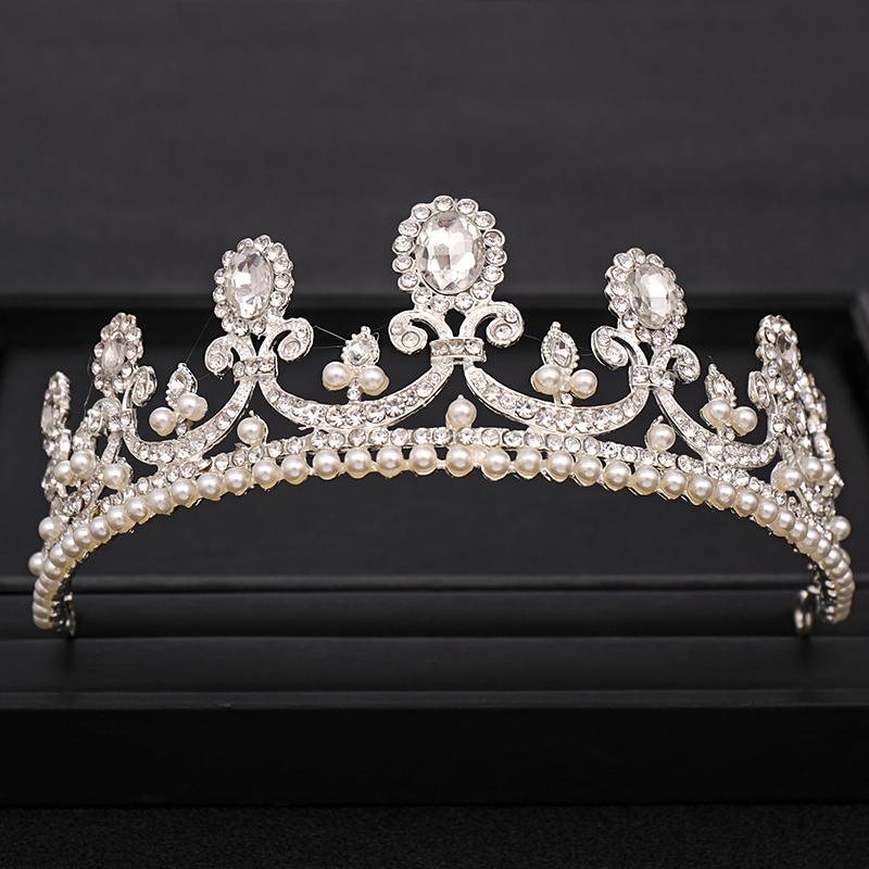Hair Clips & Barrettes Vintage Silver Color Pearl Rhinestone Crystal Crown Wedding Tiara Bridal Headpiece Women Jewelry Accessories, Golden;silver
Hair Clips & Barrettes Vintage Silver Color Pearl Rhinestone Crystal Crown Wedding Tiara Bridal Headpiece Women Jewelry Accessories, Golden;silver