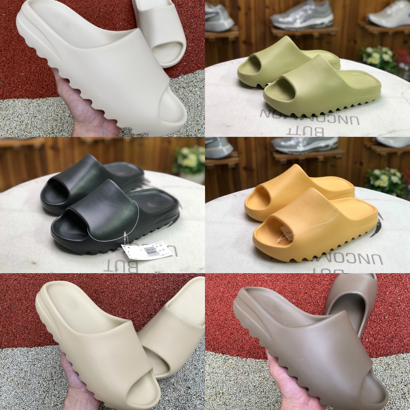 2021 Foam Runner Kanye West Clog Sandal Triple Black Slide Slipper Women Mens Tainers Bone 450 Designer Beach Sandals Slip-on Shoes #668
2021 Foam Runner Kanye West Clog Sandal Triple Black Slide Slipper Women Mens Tainers Bone 450 Designer Beach Sandals Slip-on Shoes #668