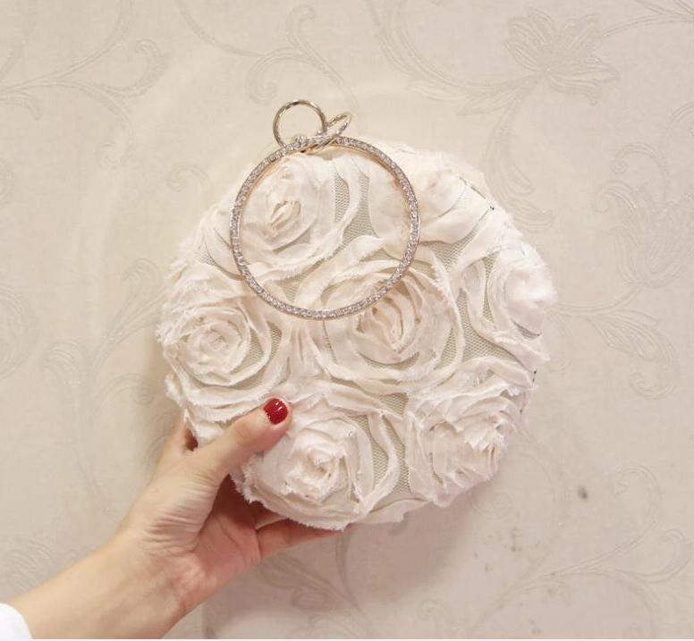 HBP Golden Diamond Clutch Evening Bags Chic Pearl Round Shoulder Bags For Women 2020 New Luxury Handbags Wedding Party Clutch Purse A001, White
HBP Golden Diamond Clutch Evening Bags Chic Pearl Round Shoulder Bags For Women 2020 New Luxury Handbags Wedding Party Clutch Purse A001, White