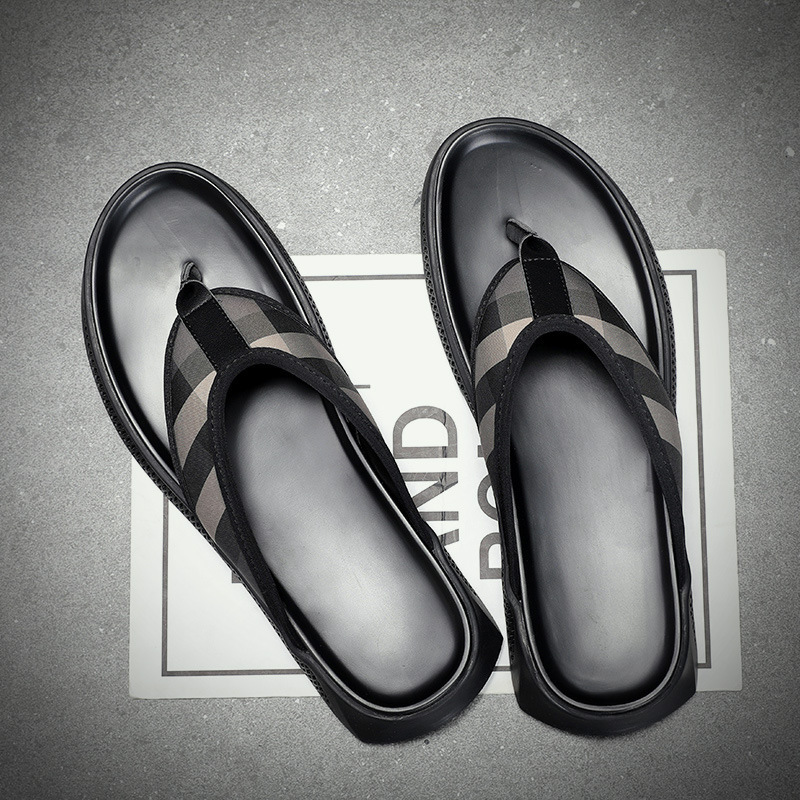 Slippers Flip flop men's personality British summer fashion trend Vietnam Rubber beach shoes sandals UDKE, 1# shoe box
Slippers Flip flop men's personality British summer fashion trend Vietnam Rubber beach shoes sandals UDKE, 1# shoe box