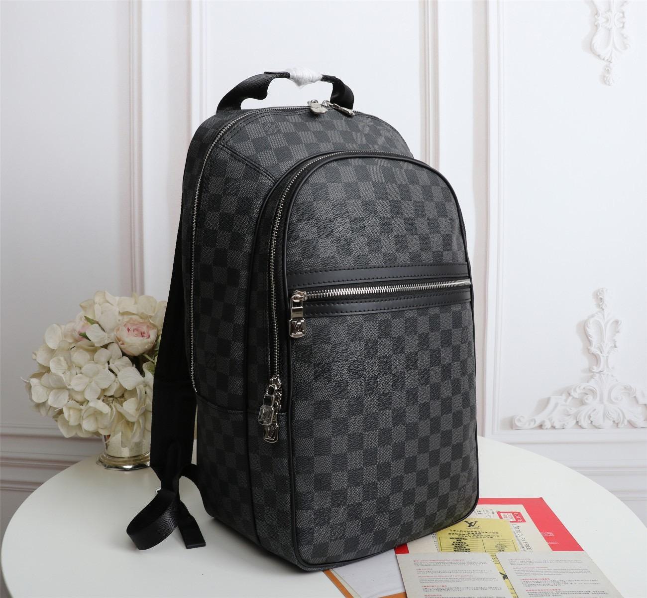 GGLVLouis
Vitton YSL
VUTTON High Quality Backpack Luxurys Designer Knapsack Men Women Classic Flowers Plaid Schoolbag
GGLVLouis
Vitton YSL
VUTTON High Quality Backpack Luxurys Designer Knapsack Men Women Classic Flowers Plaid Schoolbag